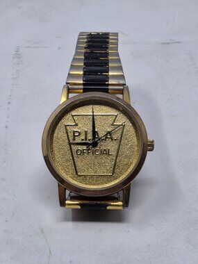 P.I.A.A. Official PIAA Pennsylvania Watch Gold Tone Stretch Band Keystone Vtg